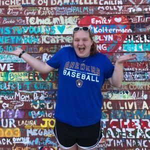 Meet your Posher, Lauren